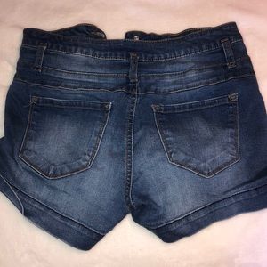 Refuge high wasted shorts 6